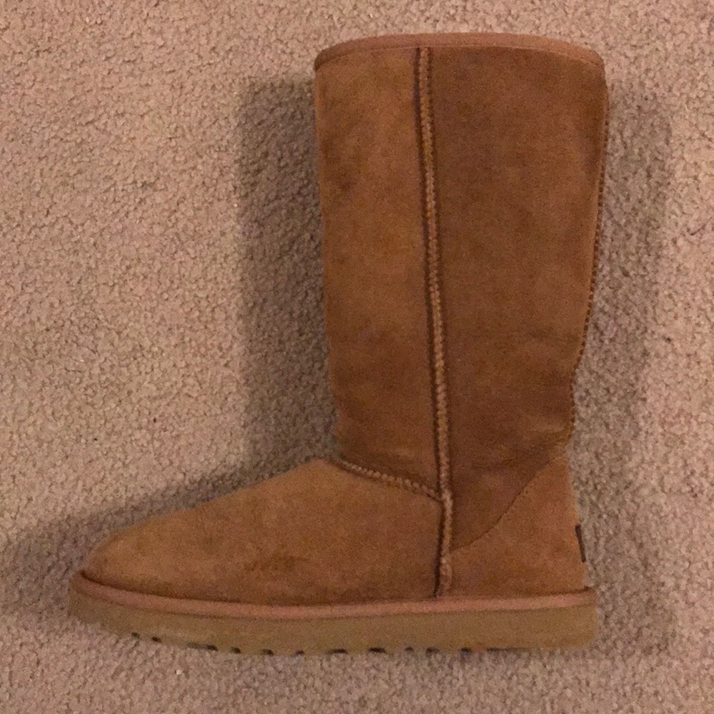 Tan UGGS